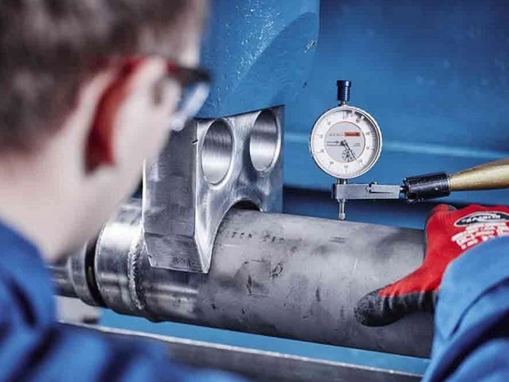 Cardans SC, Recuperação e Embuchamento de Eixo Dianteiro Balanceamento  Computadorizado em Manaus.